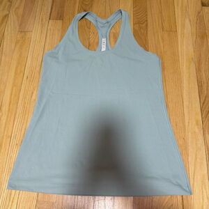Women's Lululemon Cool Racerback Tank Sliver Blue Size 14 SKU619
